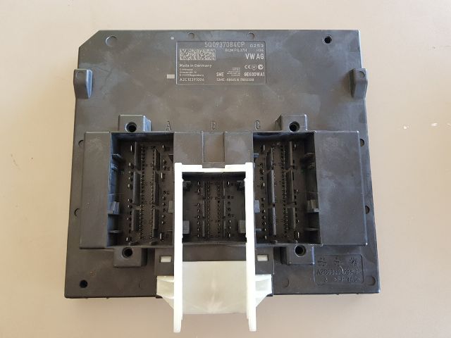 Biztosítéktábla Utastér - Biztosítéktábla | EXPO.HU