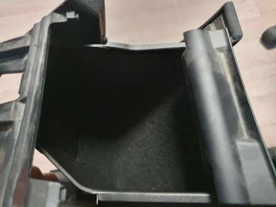 Bal első Tároló Rekesz - 5. kép