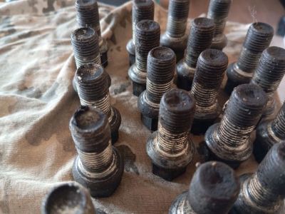 Kerék Csavar Szett - 5. kép