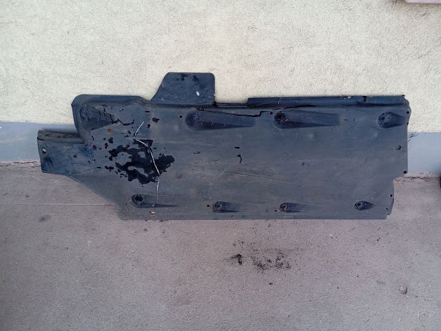 Jobb Fenéklemez - Karosszéria egyéb | EXPO.HU