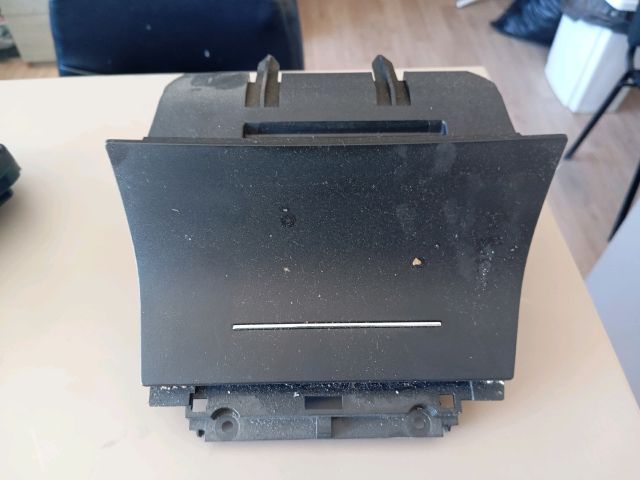 Első Hamutartó - Hamutartó | EXPO.HU