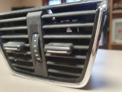 Hátsó középső Szellőző - Szellőző