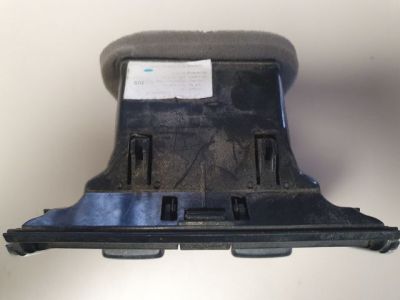 Hátsó középső Szellőző - 4. kép