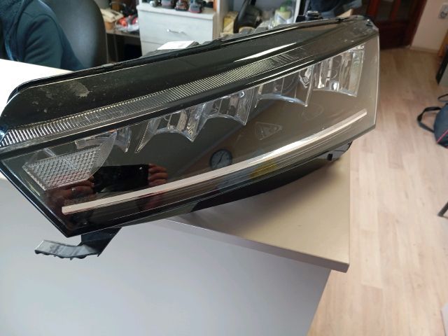 Bal Ledes Fényszóró - Fényszóró | EXPO.HU