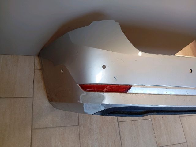 Hátsó Lökhárító (Üresen) - Lökhárító | EXPO.HU