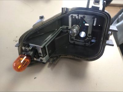 Bal Hátsó Lámpa Foglalat - Foglalat