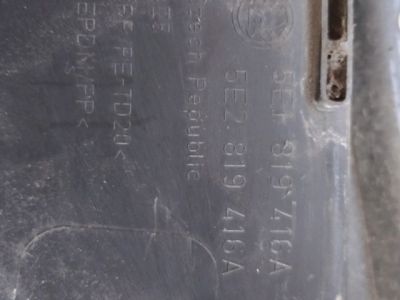 Jobb Levélrács Záróvég - Karosszéria egyéb