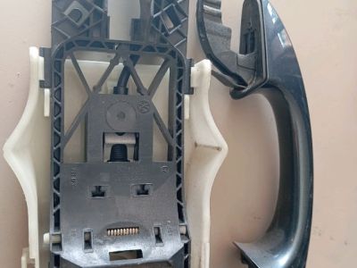 Jobb első Külső Kilincs