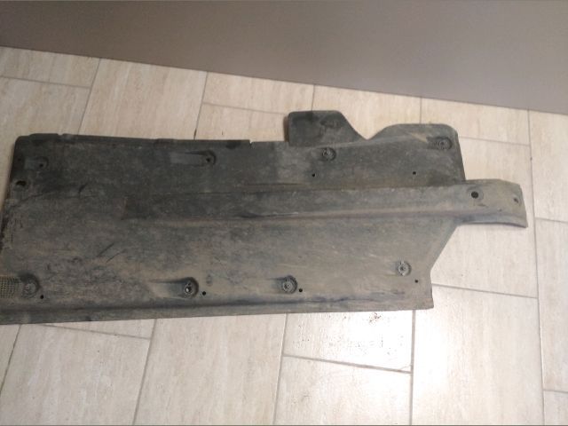 Bal Fenéklemez - Karosszéria egyéb | EXPO.HU