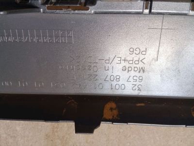 Első Lökhárító (Üresen) - Lökhárító