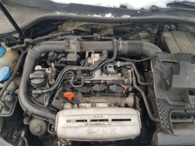 Motorblokk (Fűzött) - Blokk