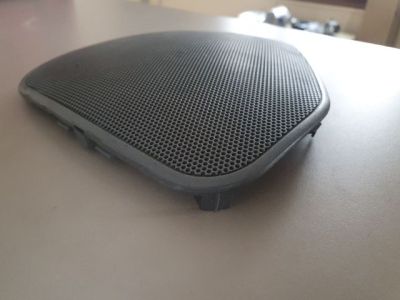 Jobb első Hangszóró Burkolat - Burkolat