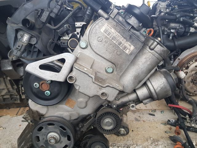 Első Vezérlés Burkolat - Motor, motorikus alkatrész | EXPO.HU