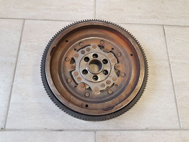 Kettős tömegű Lendkerék - Erőátvitel, váltó, bowden | EXPO.HU