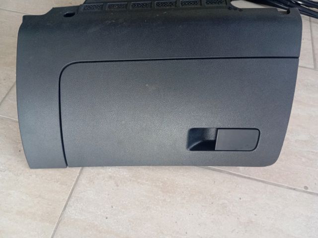 Kesztyűtartó - Kesztyűtartó | EXPO.HU