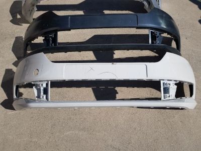 Első Lökhárító (Üresen) - Lökhárító