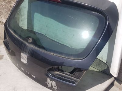 Csomagtérajtó (Részeivel) - 3. kép