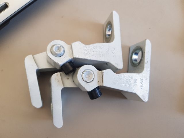 Jobb hátsó Zsanér - Zsanér | EXPO.HU