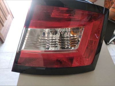 Jobb Hátsó Lámpa - Hátsó Lámpa