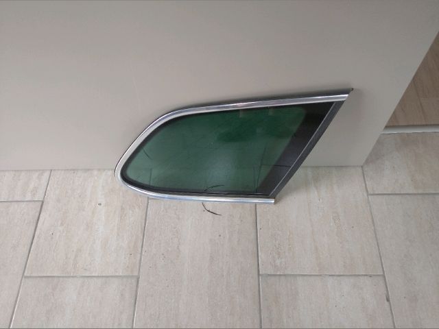 Jobb C Oszlop Oldalablak Üveg - Oldalablak Üveg | EXPO.HU