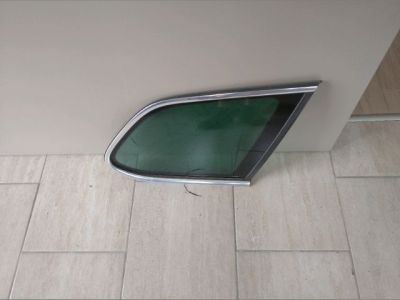 Jobb C Oszlop Oldalablak Üveg - Oldalablak Üveg