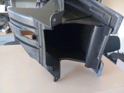 Bal első Tároló Rekesz - Tároló rekesz