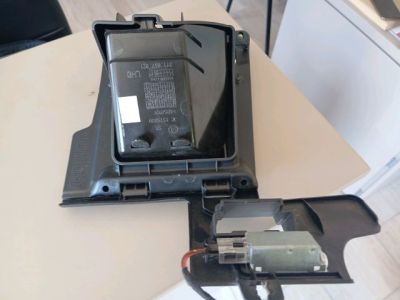 Bal első Tároló Rekesz - 6. kép