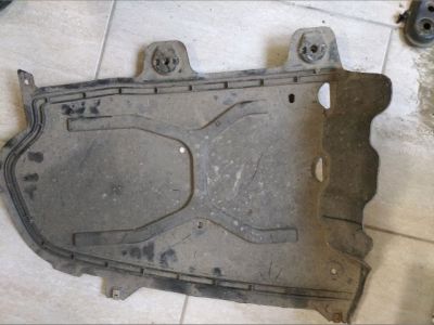 Alsó Motorburkolat - Burkolat