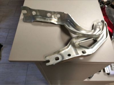 Motorháztető Jobb Zsanér