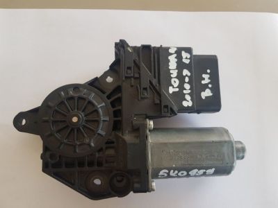 Bal hátsó Ablakemelő Motor - 1. kép