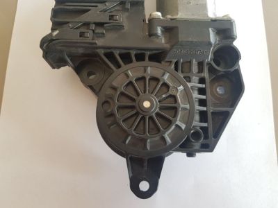 Bal hátsó Ablakemelő Motor - 6. kép