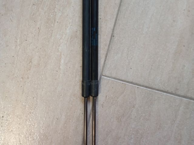 Gázrugós Kitámasztó Teleszkóp Pár Csomagtérajtó - Kitámasztó | EXPO.HU