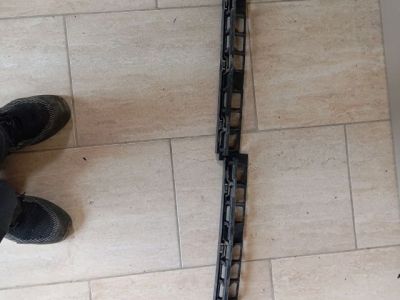 Hátsó középső Lökhárító Tartó (Műanyag) - Lökhárító tartó