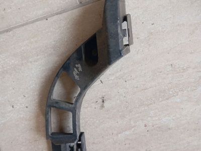 Hátsó középső Lökhárító Tartó (Műanyag) - 5. kép