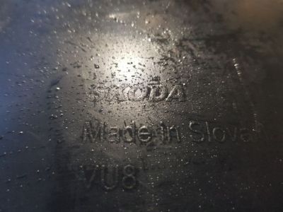 Jobb hátsó Hátsó Dobbetét (Kerékjárati, Műanyag) - 6. kép