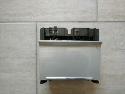 Első Tároló Rekesz