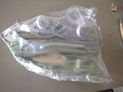 Motorháztető Jobb Zsanér