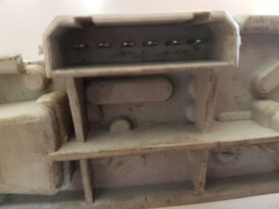 Jobb Hátsó Lámpa Foglalat - 4. kép