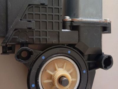 Jobb első Ablakemelő Motor - Elektro-motor, pumpa, generátor