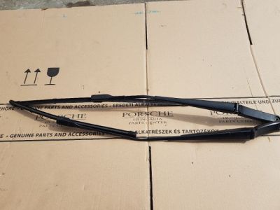 Első Ablaktörlő Kar - Ablaktörlő