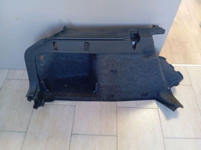 Bal hátsó Csomagtér Burkolat (Műanyag) - Burkolat