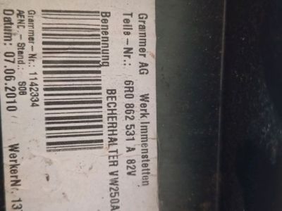 Hátsó Pohártartó - Pohártartó