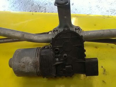Első Ablaktörlő Szerkezet Motorral - Motor