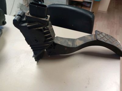 Gázpedál (Elektromos) - 5. kép