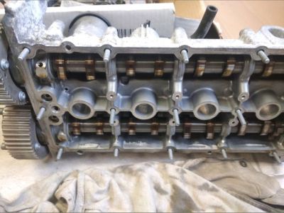 Vezérműtengely Házzal - Motor, motorikus alkatrész