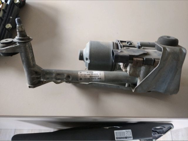 Jobb első Ablaktörlő Szerkezet - Ablaktörlő | EXPO.HU