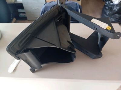 Bal első Tároló Rekesz - Tároló rekesz