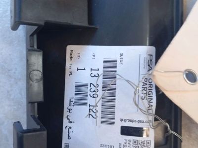 Hátsó középső Lökhárító Tartó (Műanyag) - 3. kép