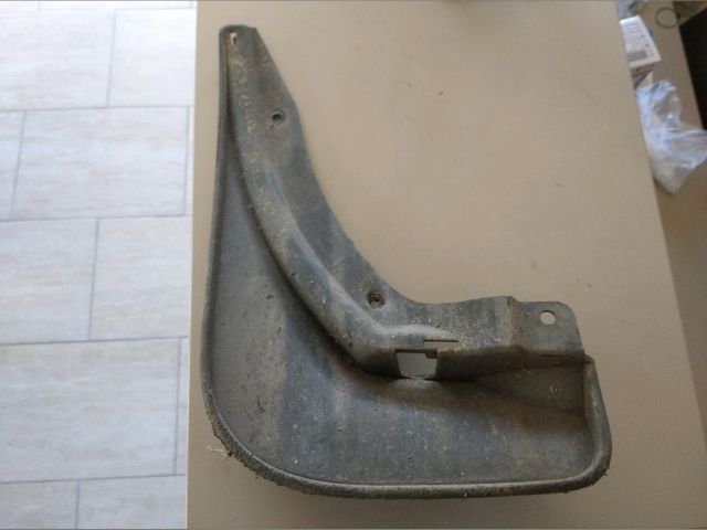 Jobb hátsó Sárvédő Gumi - Karosszéria egyéb | EXPO.HU