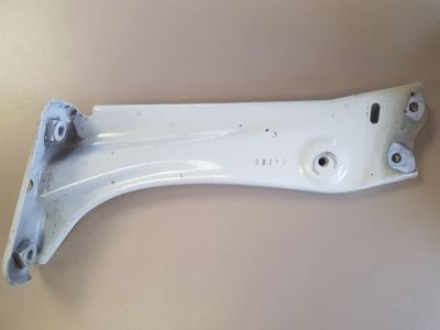 Bal Sárvédő Oldaltartó - Karosszéria egyéb